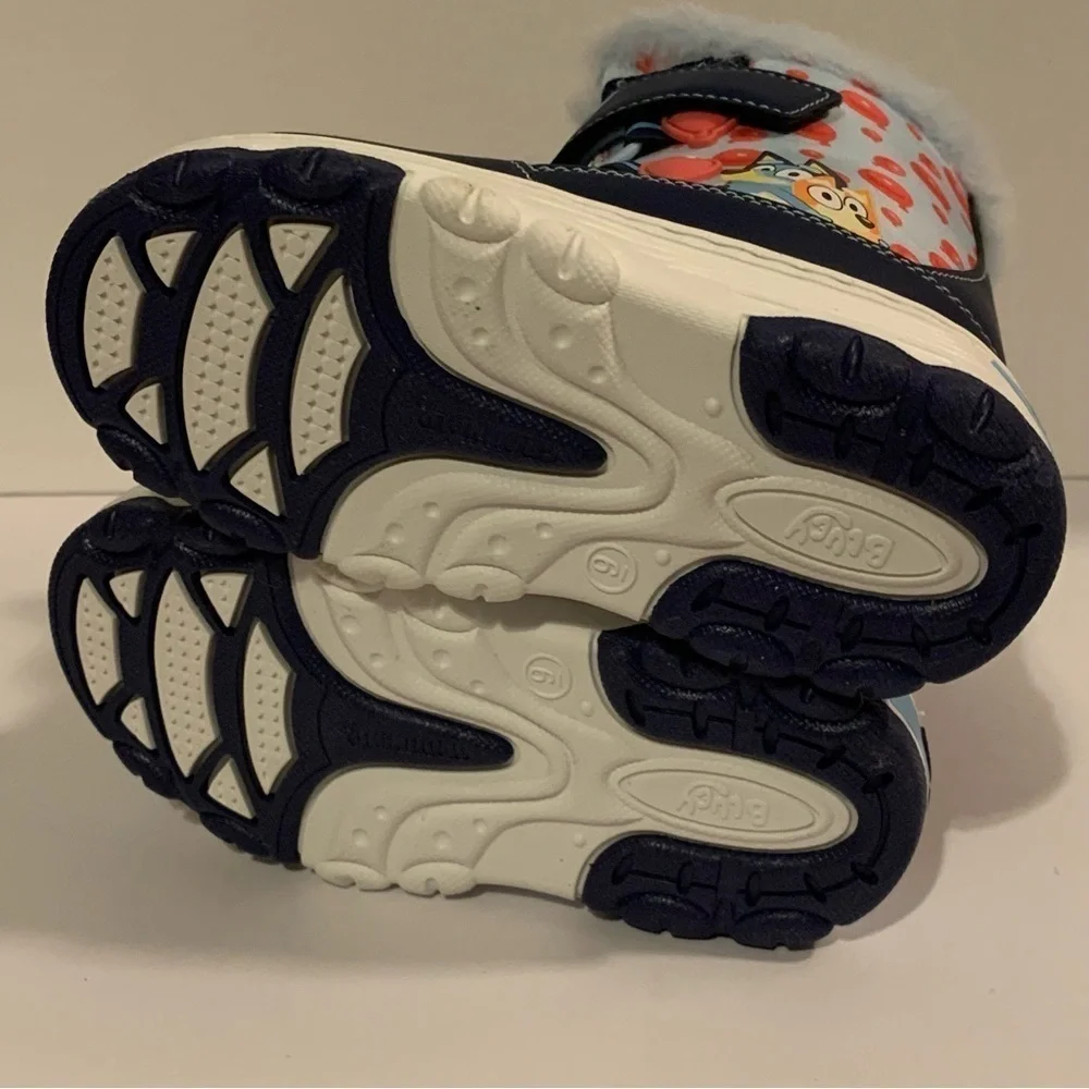 NWT. BLUEY Toddler Winter Boots